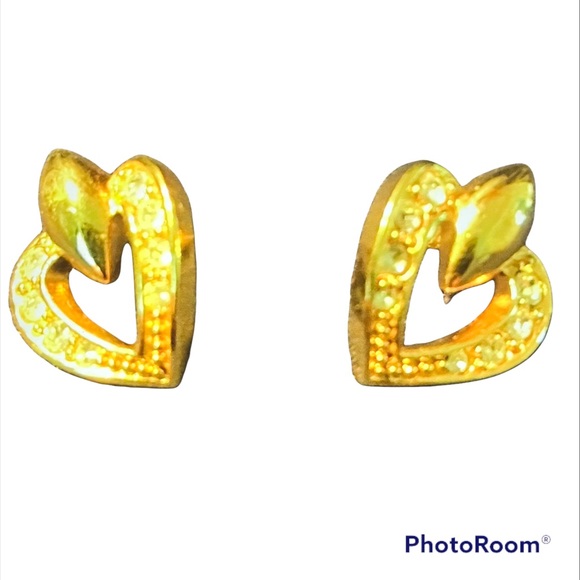 Avon Jewelry - Vintage Avon Gold Heart Shaped Earrings